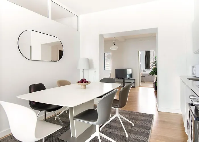 Leaves 1 - Charming Ap For 8 Persons In Apartment *