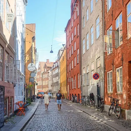 Sanders Leaves 1 - Charming Ap For 8 Persons In Апартаменты *