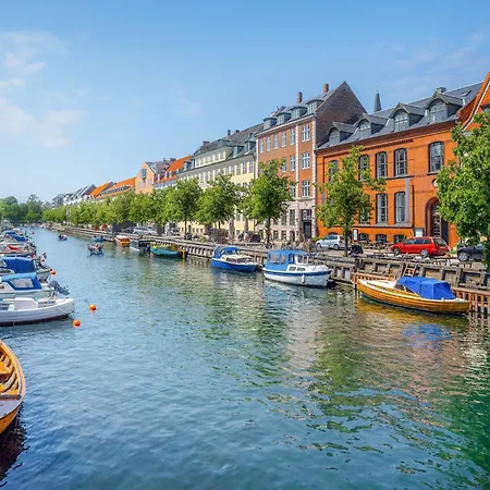 Leaves 1 - Charming Ap For 8 Persons In * Copenhague