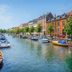 Leaves 1 - Charming Ap For 8 Persons In * Copenhague